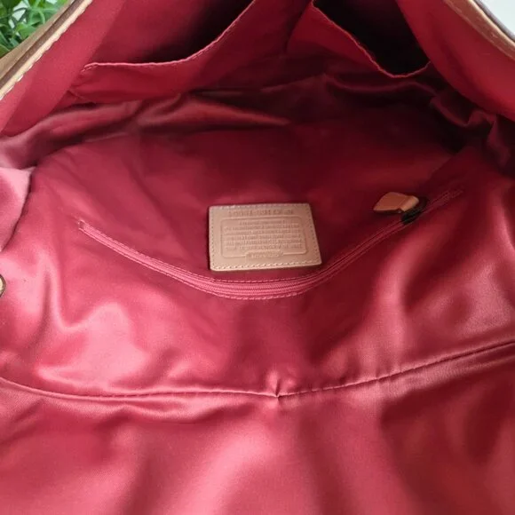 EUC Coach Poppy Whipstitched Hobo (#19004) in Natural Vachetta Leather - Picture 12 of 16